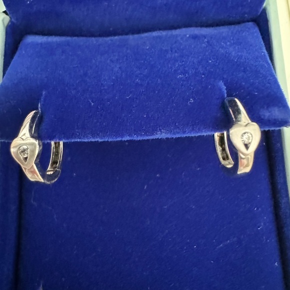 Sterling silver earrings - Picture 3 of 3